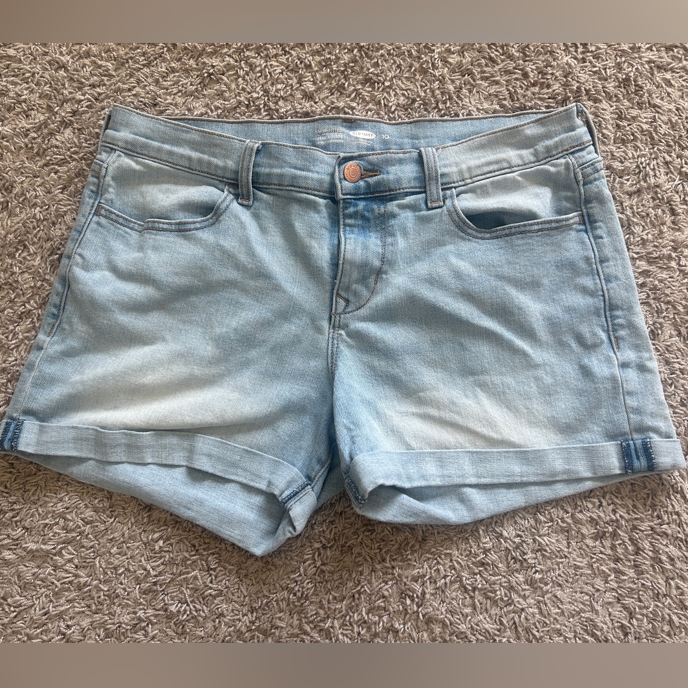 Old Navy Light Wash Semi-Fitted Denim Shorts Size 10